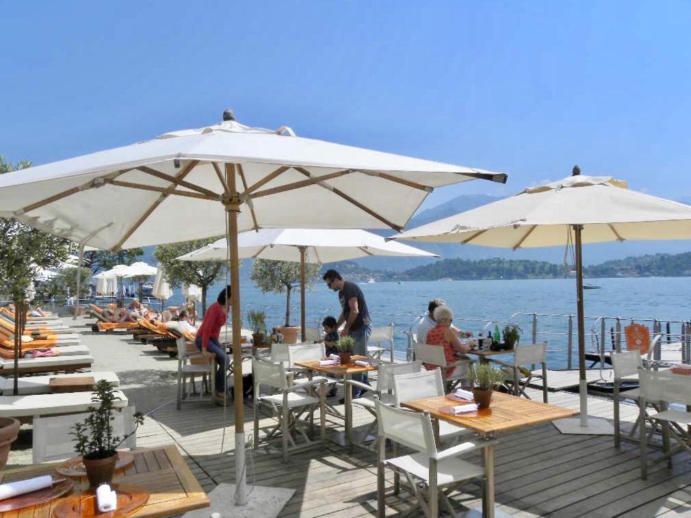Lake View Apartments Аккуазериа Экстерьер фото